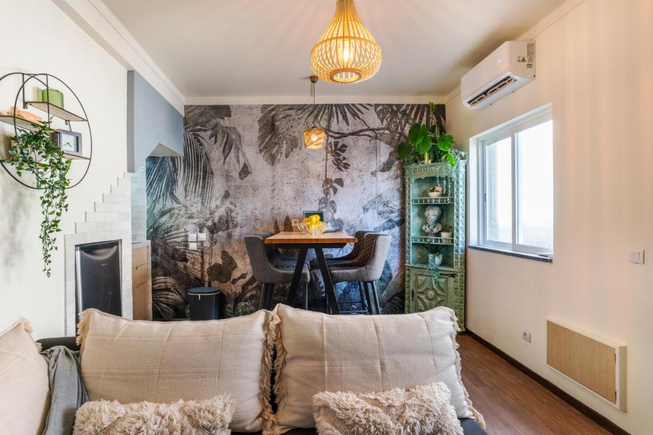 Arty Vintage Townhouse With Rooftop Shower & Sun Loungers Olhão Exterior photo